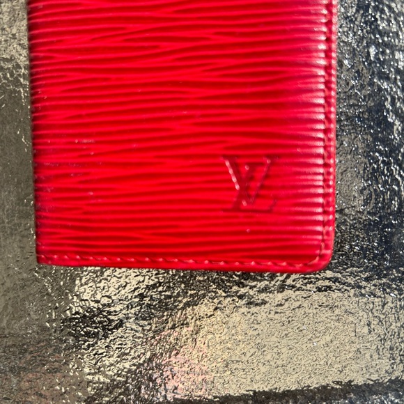 Louis Vuitton Accessories - Pre loved LV red Epi card holder
